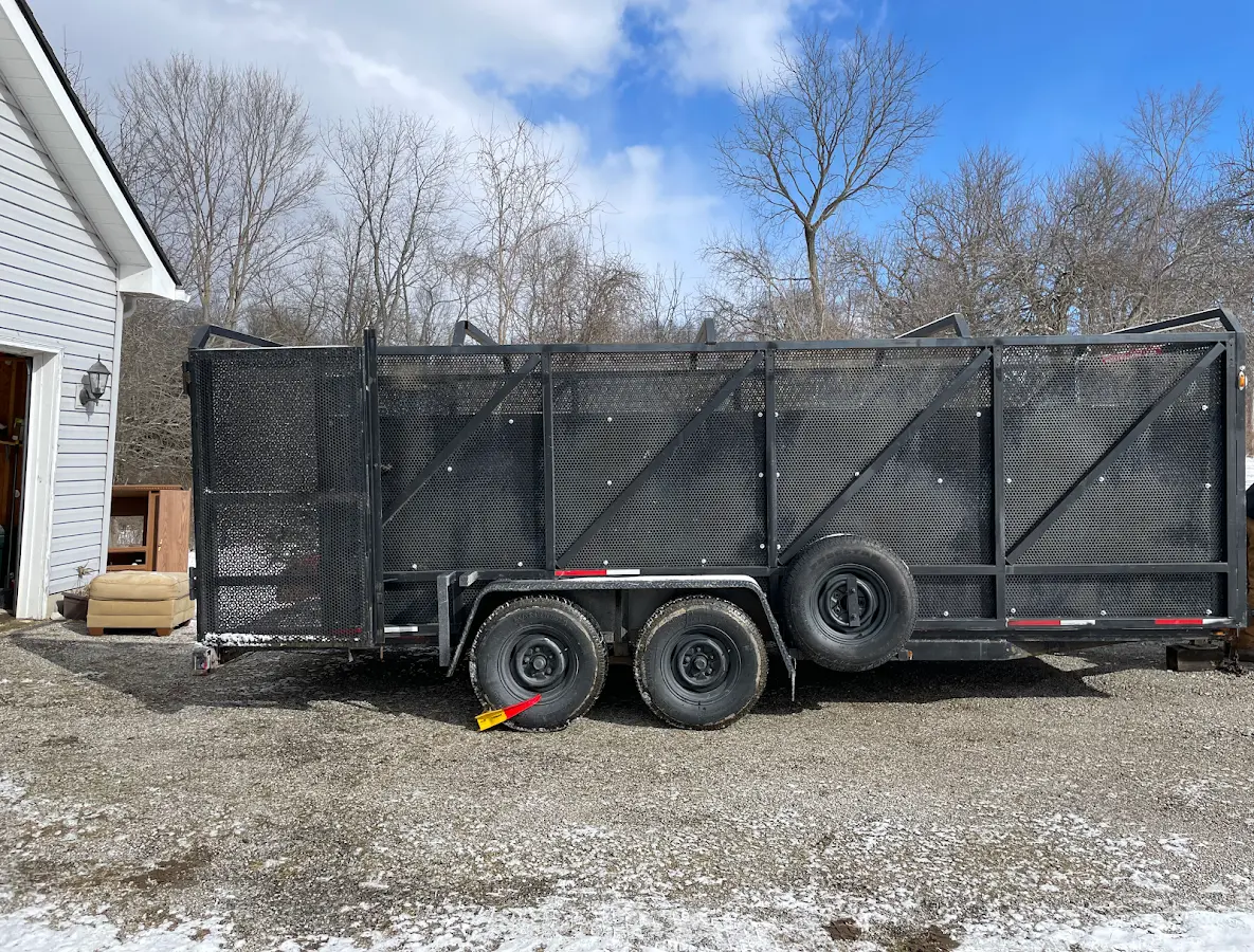 8 Yard Dumpster Rental in Highland, IL